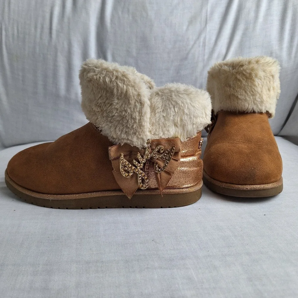 Juicy Couture Kodak Girls Glitter Bow Faux Fur Lined Ankle Bootie Slip-On US 3M‎